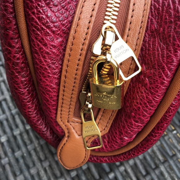 Louis Vuitton Monogram Blocks - Picture 4 of 8